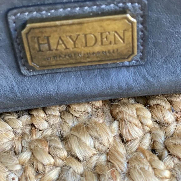 Hayden crossbody bag - Picture 2 of 7